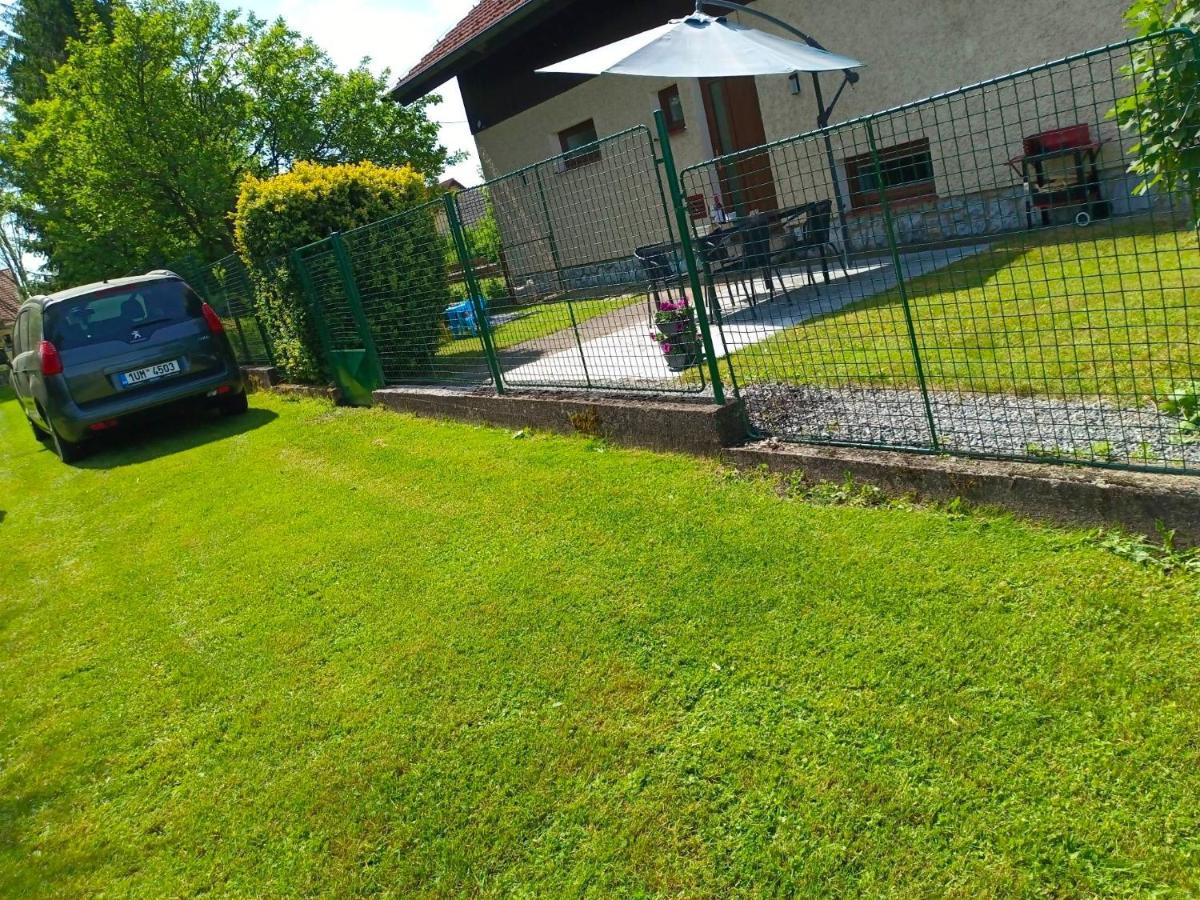 Apartman U Vrbu Černá v Pošumaví エクステリア 写真